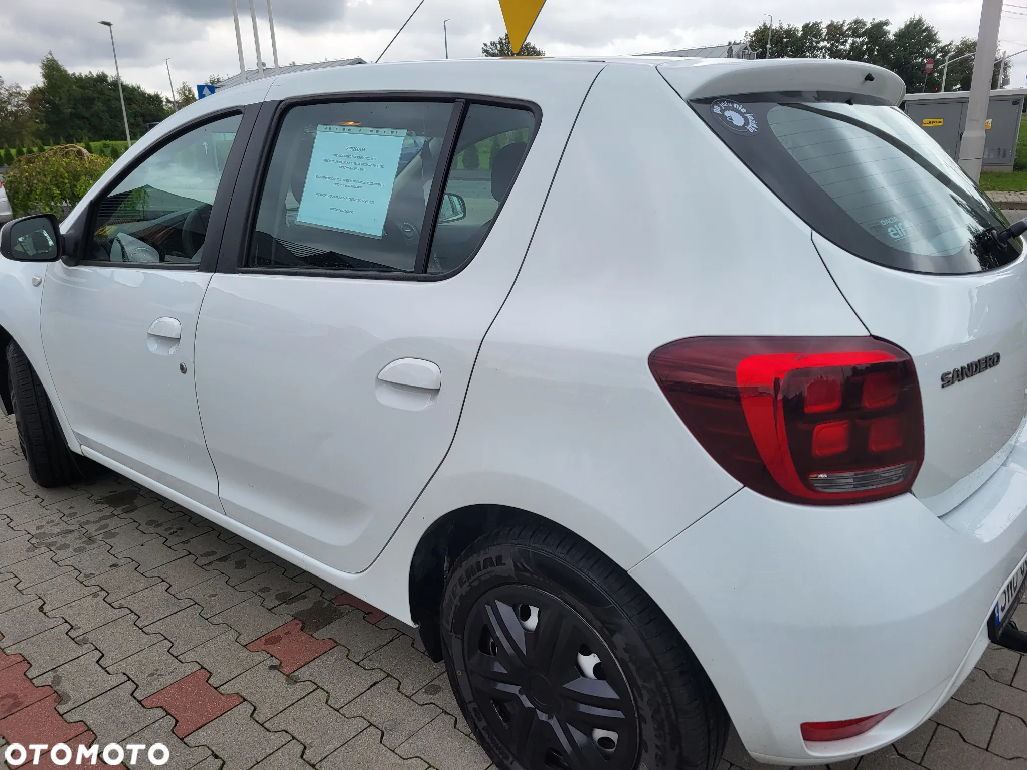 Dacia Sandero - 3