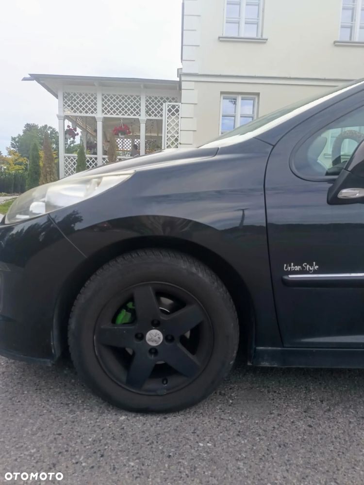Peugeot 207 - 5