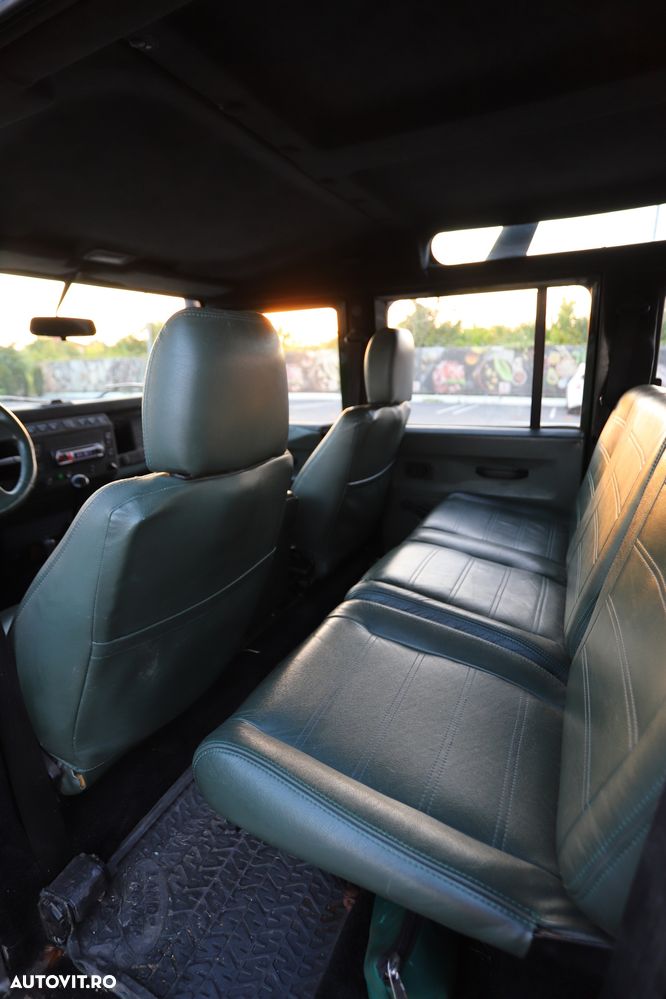 Land Rover Defender - 5