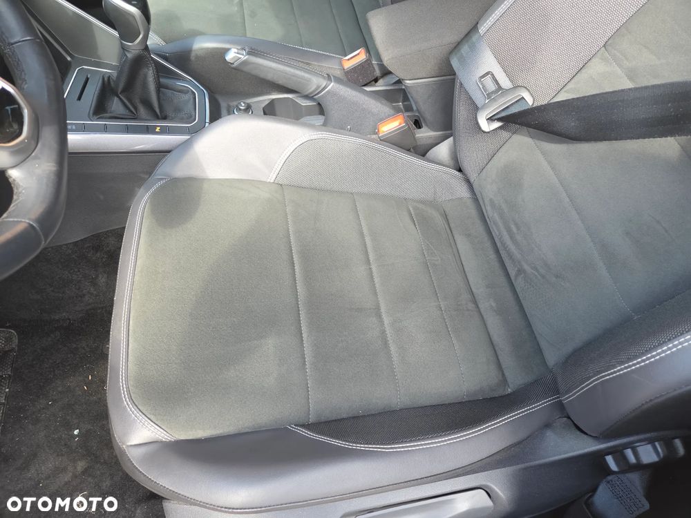 Volkswagen Polo 1.0 TSI OPF Style - 26