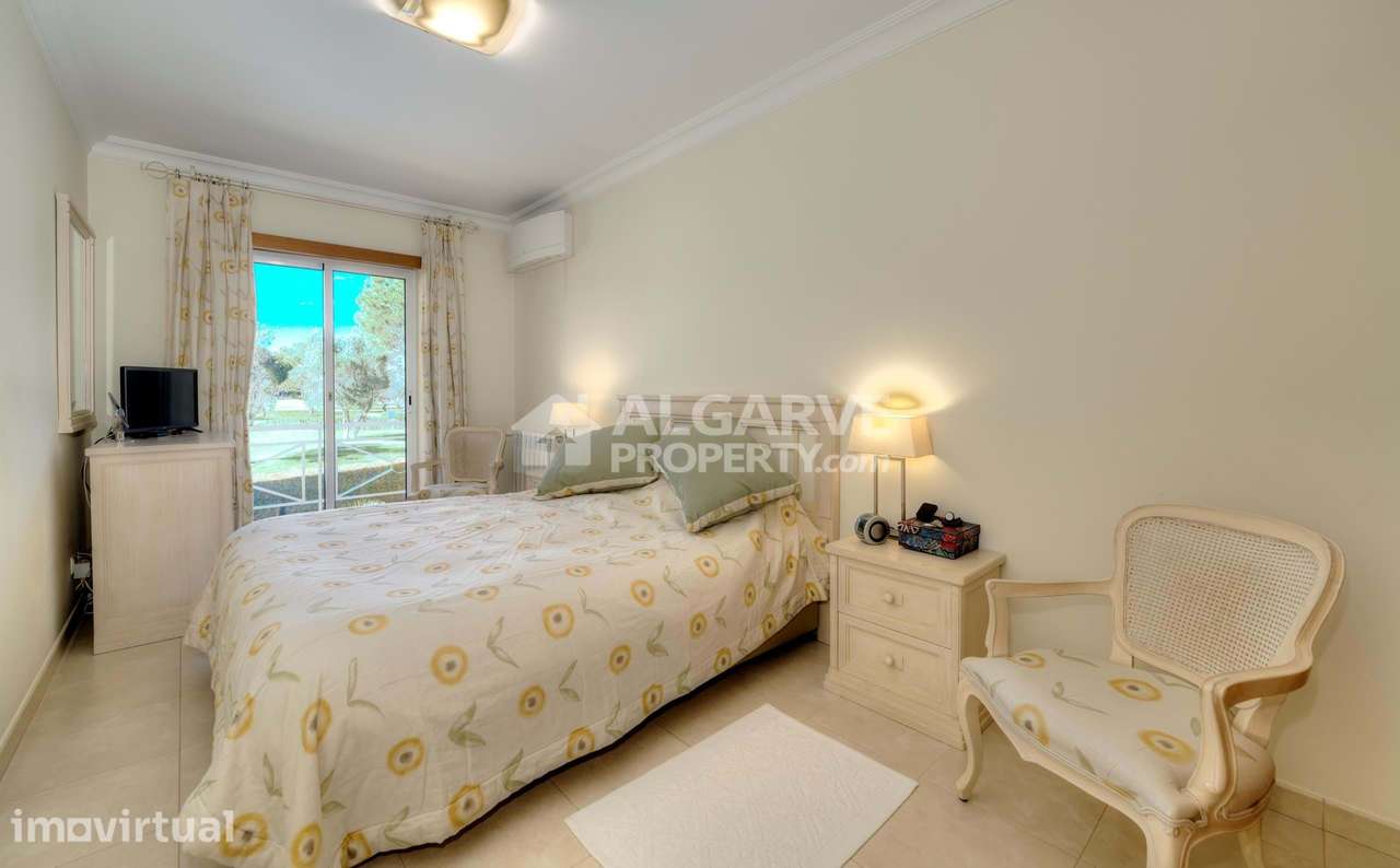 Apartamento T2 com Vistas Deslumbrantes para o Golfe Millennium Golf, - Grande imagem: 4/31