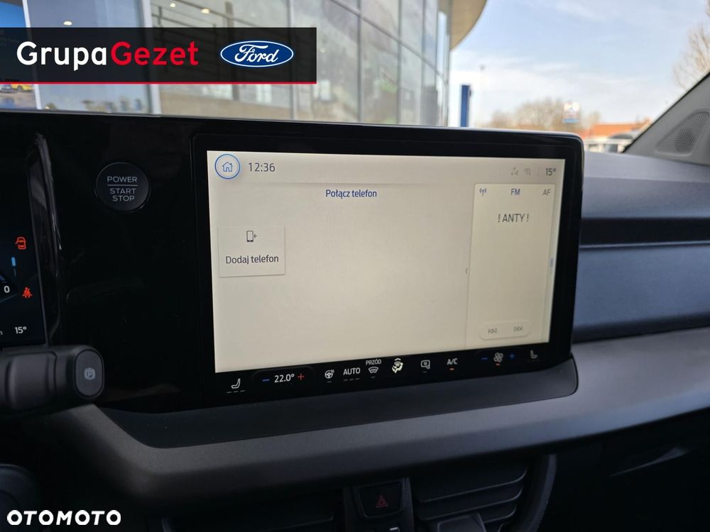 Ford Transit Courier - 18