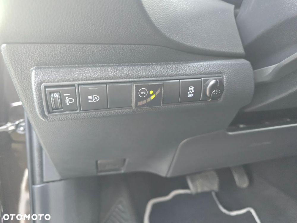 Toyota Corolla ver-1-8-hybrid-comfort - 24