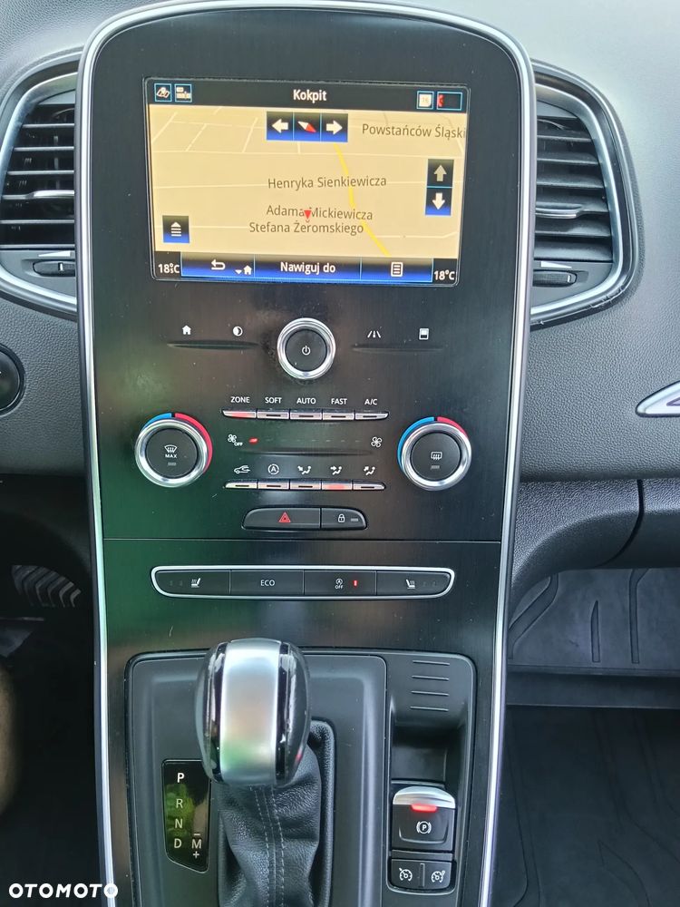 Renault Scenic - 23