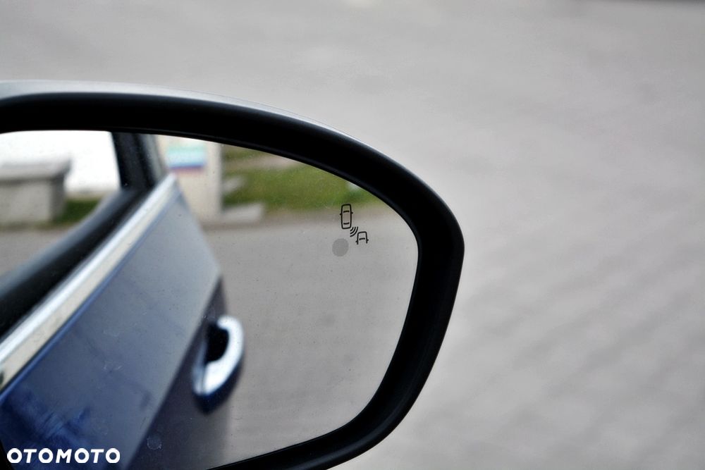 Renault Megane ENERGY TCe 130 EDC GT LINE - 13