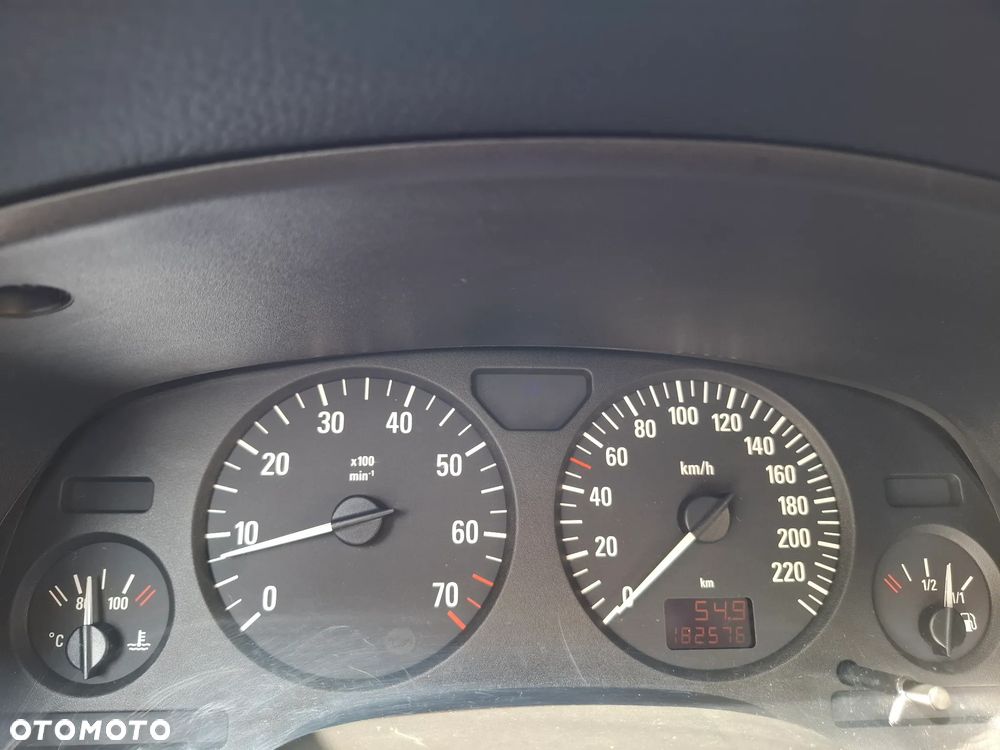 Opel Astra 1.4 111 - 22
