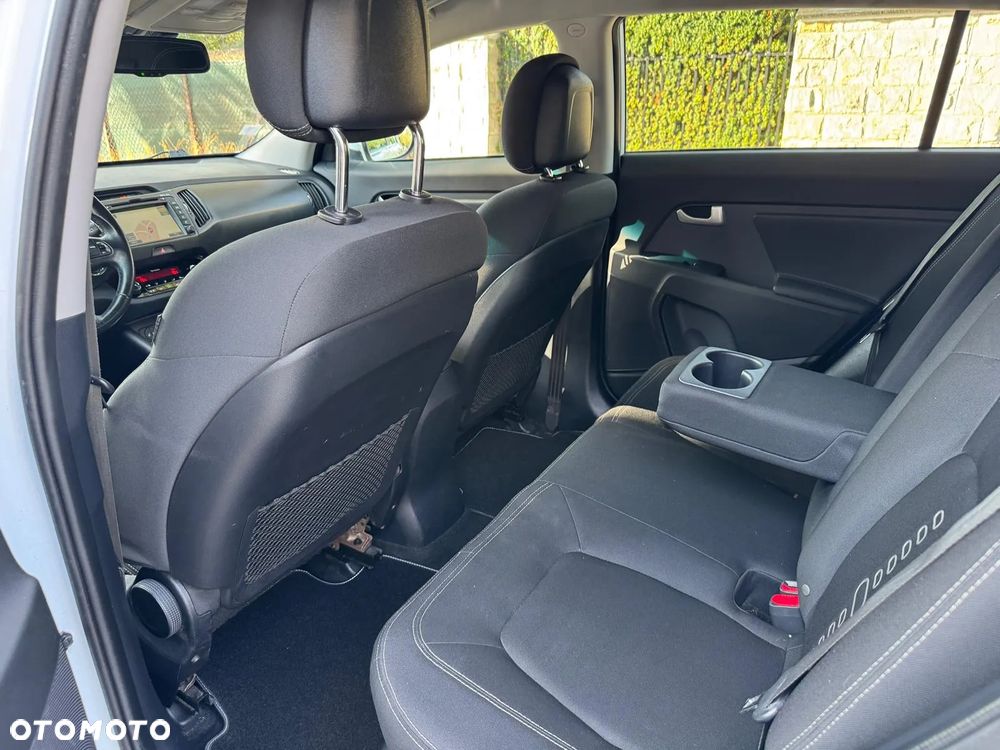 Kia Sportage 1.7 CRDI Business Line L 2WD - 12