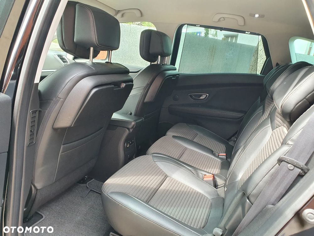 Renault Scenic ENERGY TCe 140 BOSE EDITION - 14
