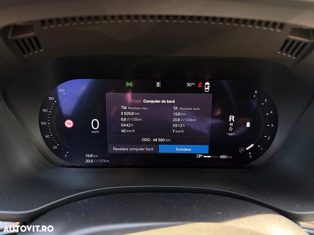 Volvo XC 60 B4 D AWD Ultimate Dark - 12