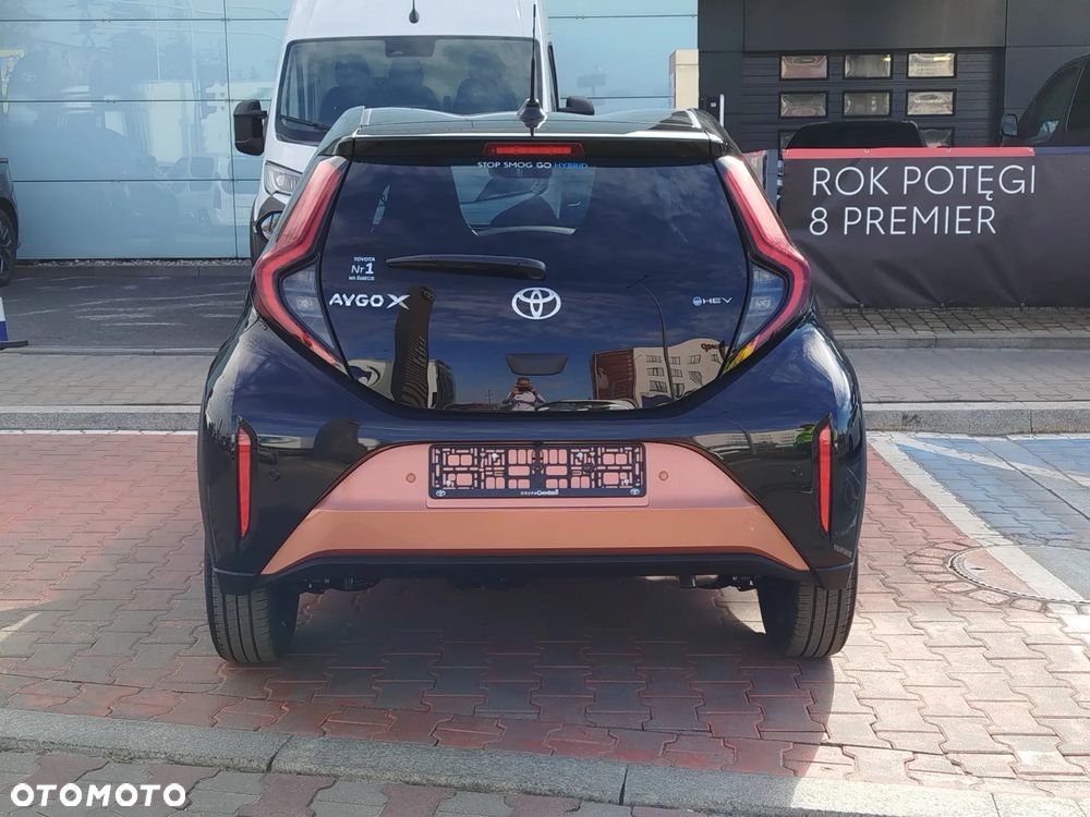 Toyota Aygo X Hybrid 1.5 Style e-CVT - 5