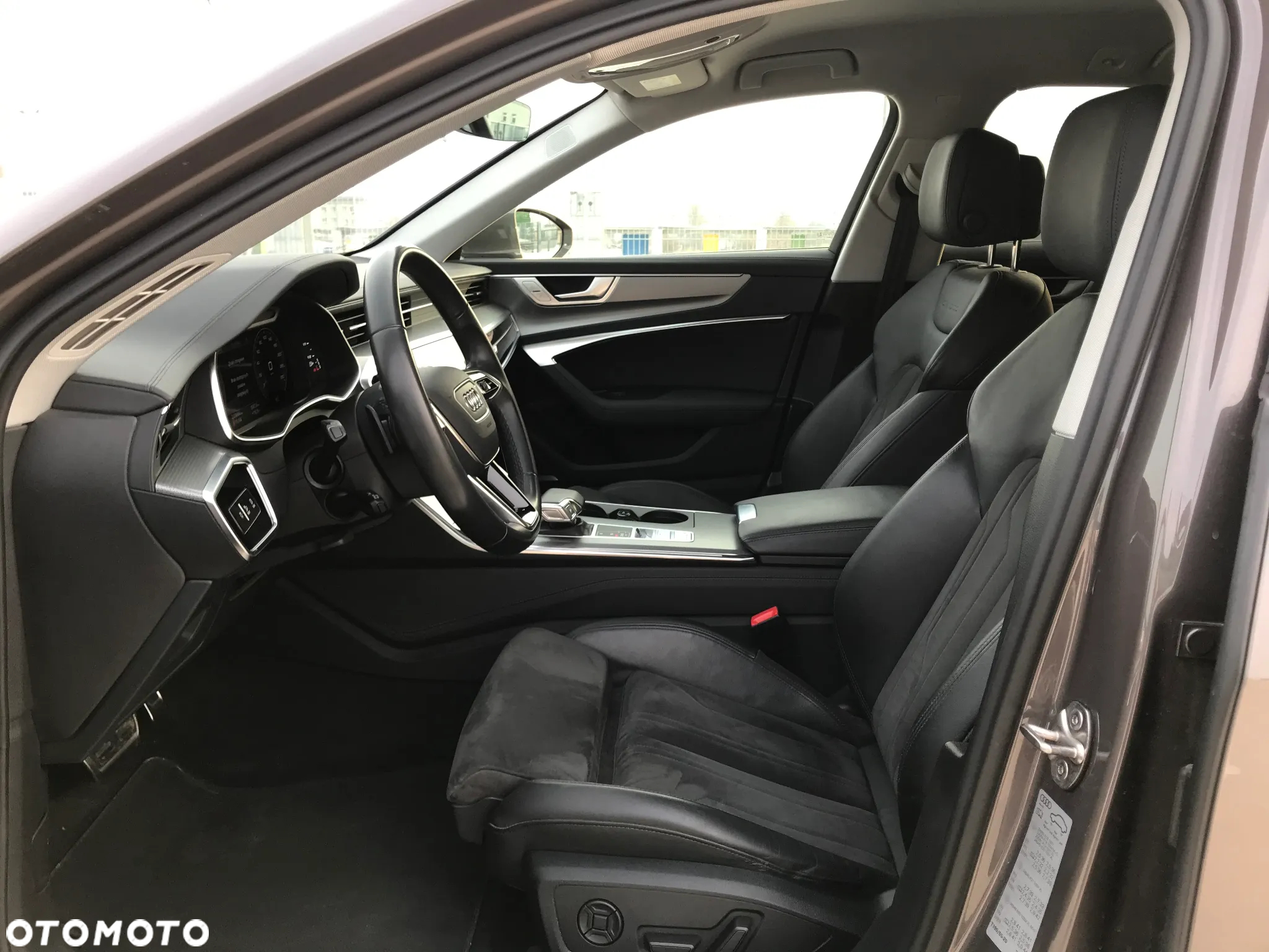 Audi A6 Allroad - 24