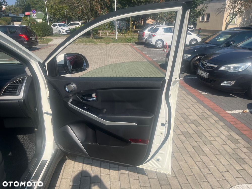 SsangYong/KGM Korando 2.0 E-XDi DPF 4WD Automatik Sapphire - 8