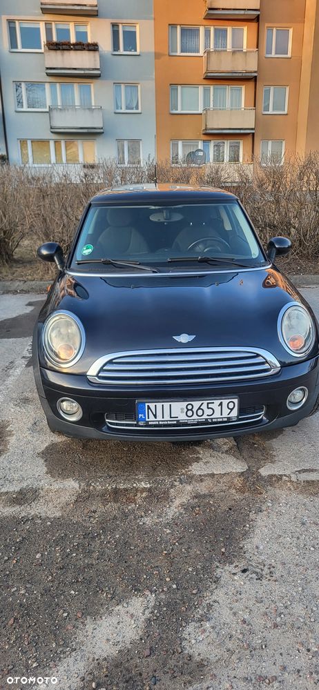 MINI Cooper Standard - 2