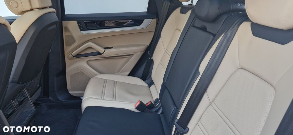 Porsche Cayenne E-Hybrid PHEV - 24