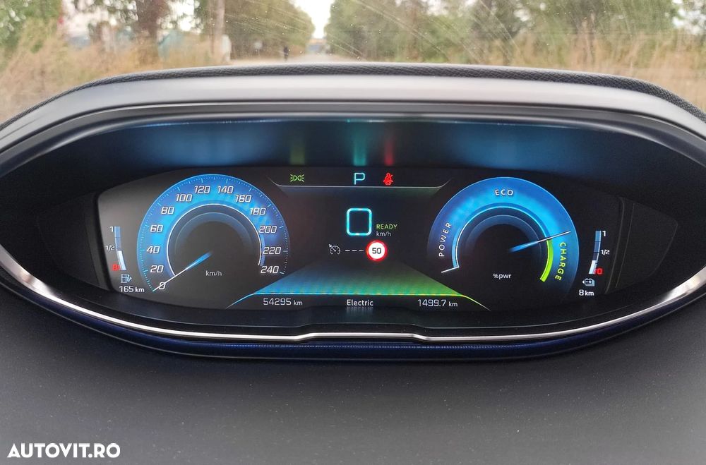 Peugeot 3008 PHEV 225 EAT8 Allure Pack - 32