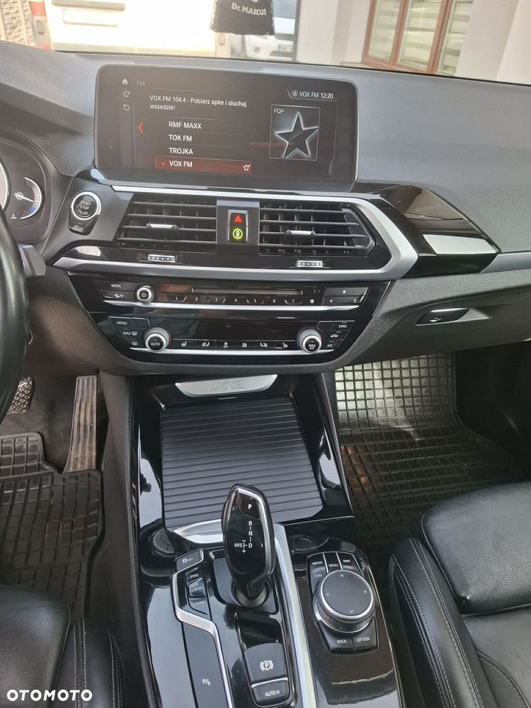 BMW X3 sDrive18d - 7