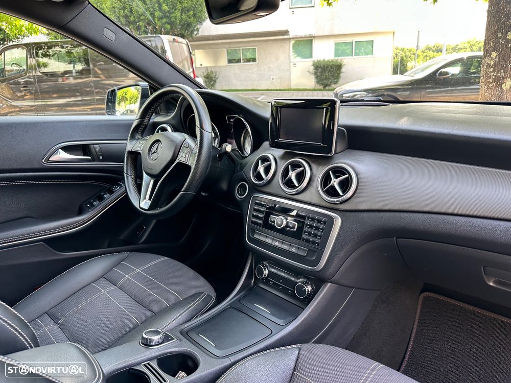 Mercedes-Benz CLA 220 CDI Urban Aut. - 47