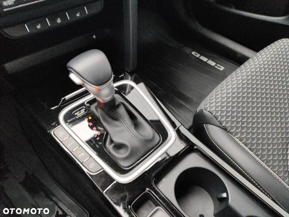 Kia Ceed - 18