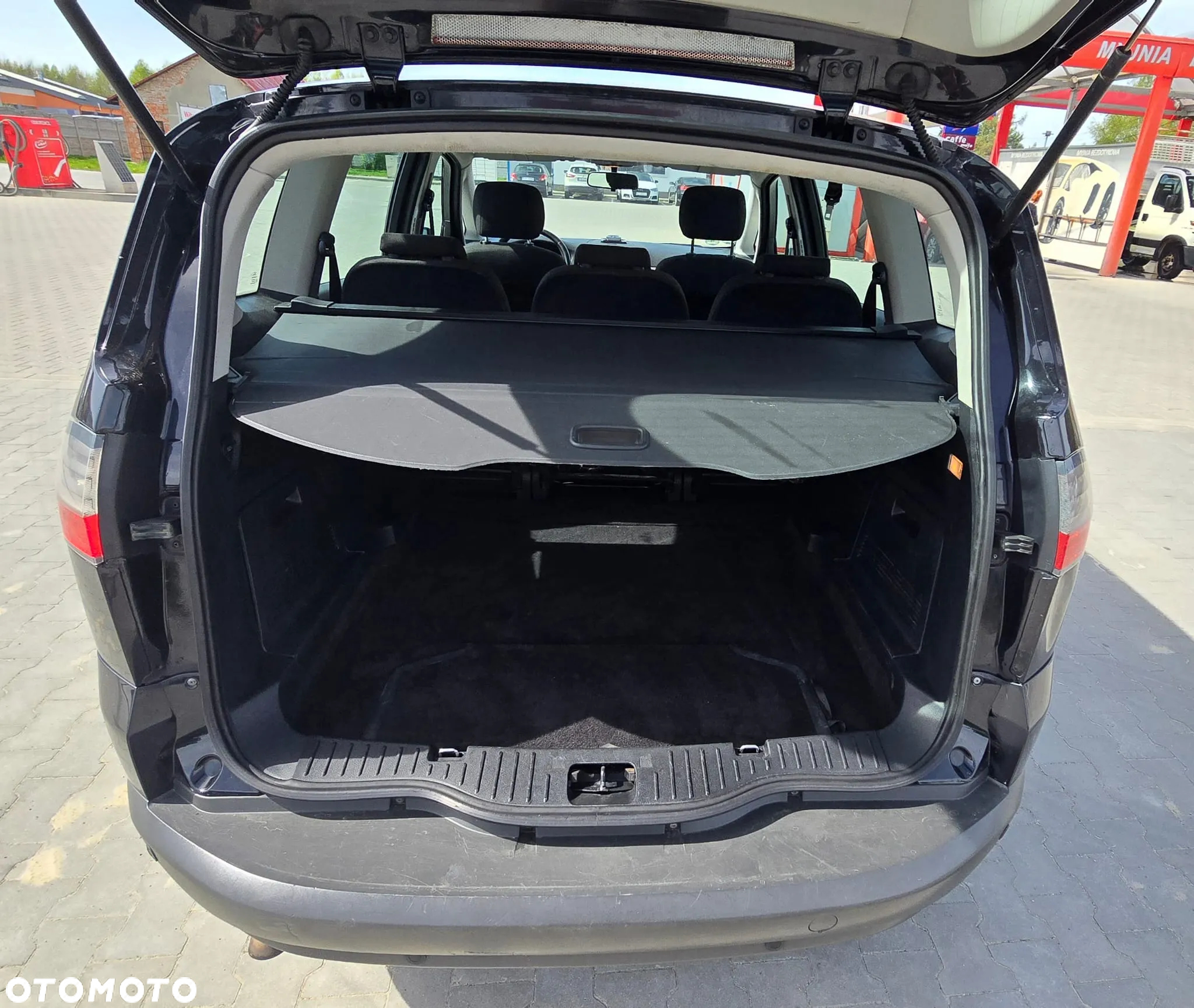 Ford S-Max - 10