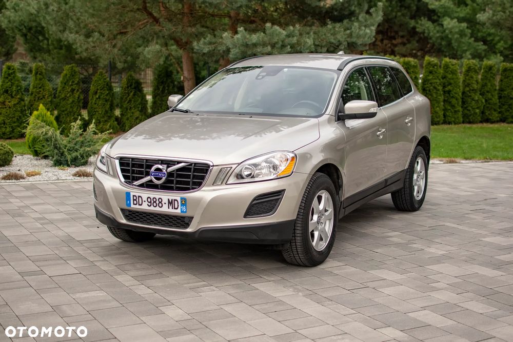 Volvo XC 60 - 8