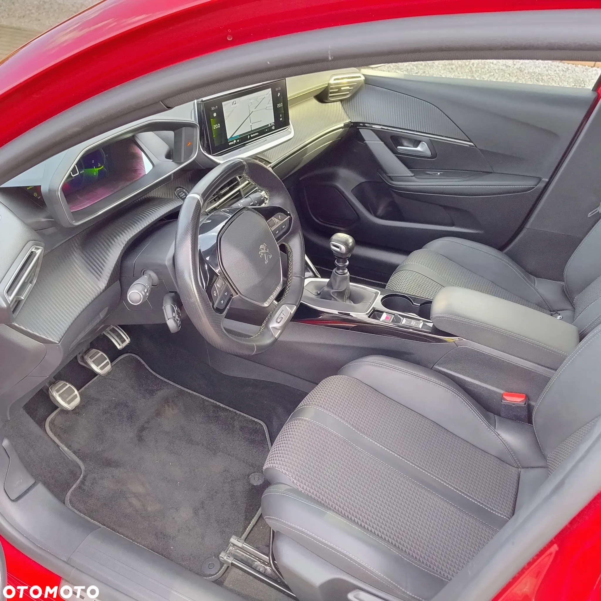 Peugeot 208 PureTech 100 GT - 7