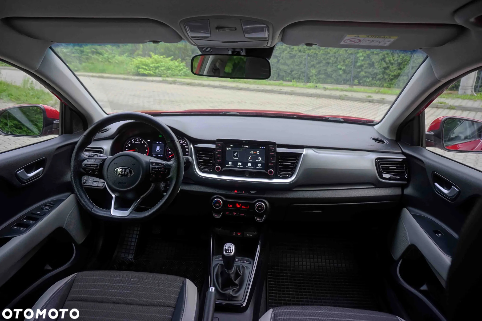 Kia Stonic 1.4 L - 14