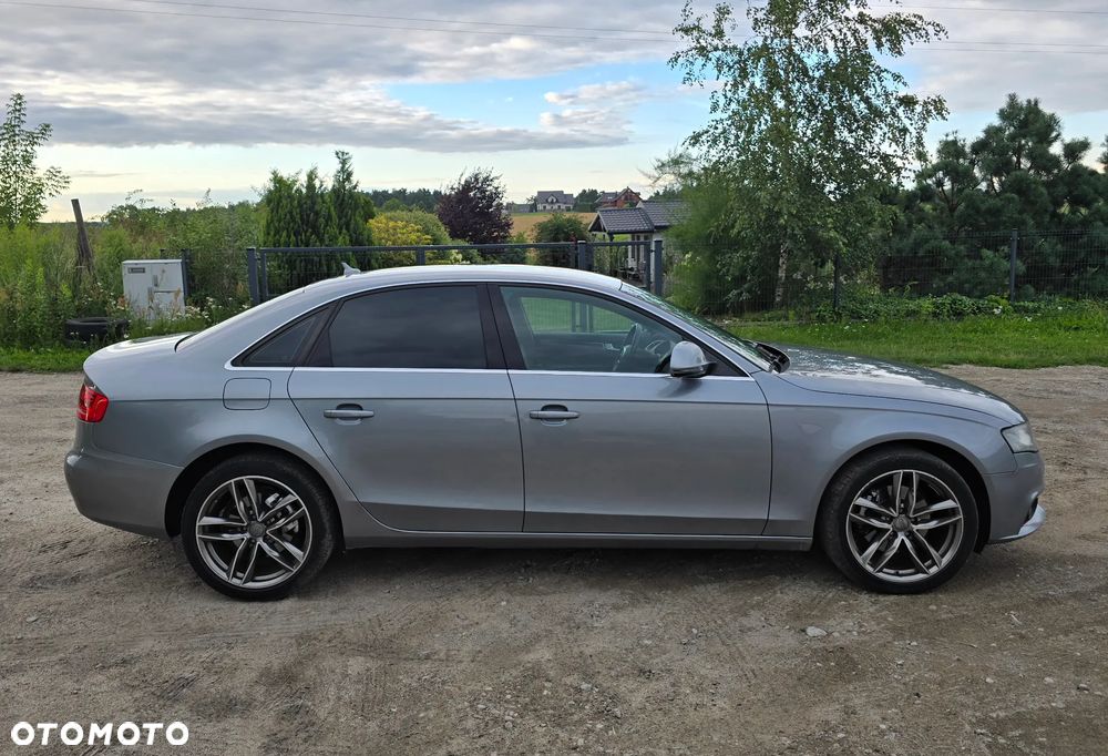 Audi A4 Limousine - 7