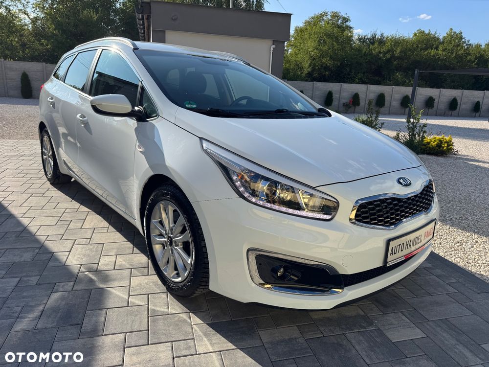 Kia Ceed 1.4 CVVT ISG Dream Team Edition - 3