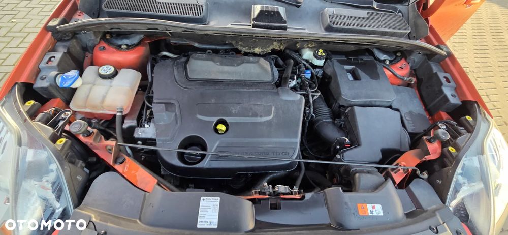 Ford Kuga 2.0 TDCi 2x4 Champions Edition - 35