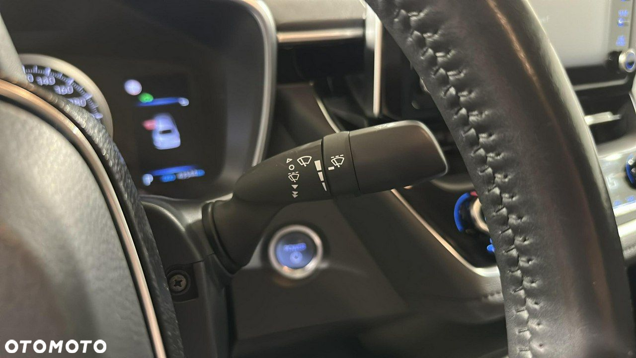 Toyota Corolla - 24