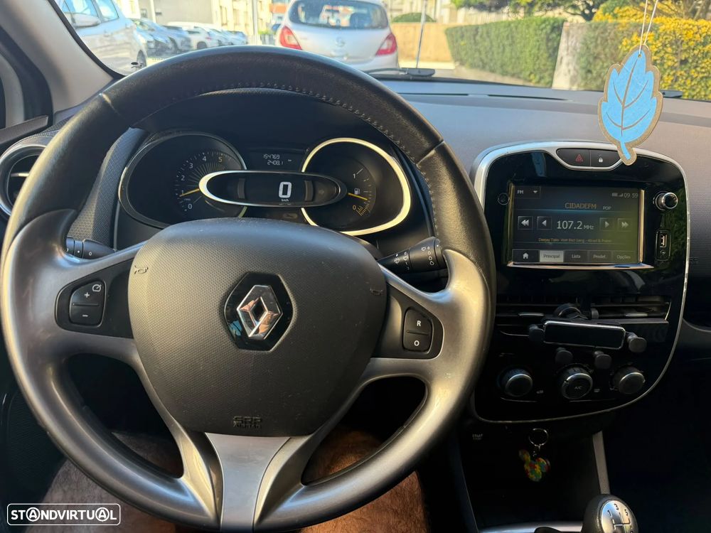 Renault Clio Sport Tourer Energy dCi 90 Start & Stop Experience - 2
