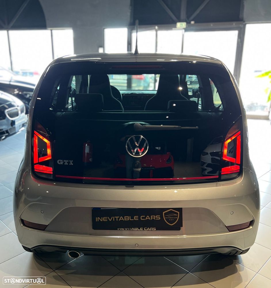 VW Up! - 15