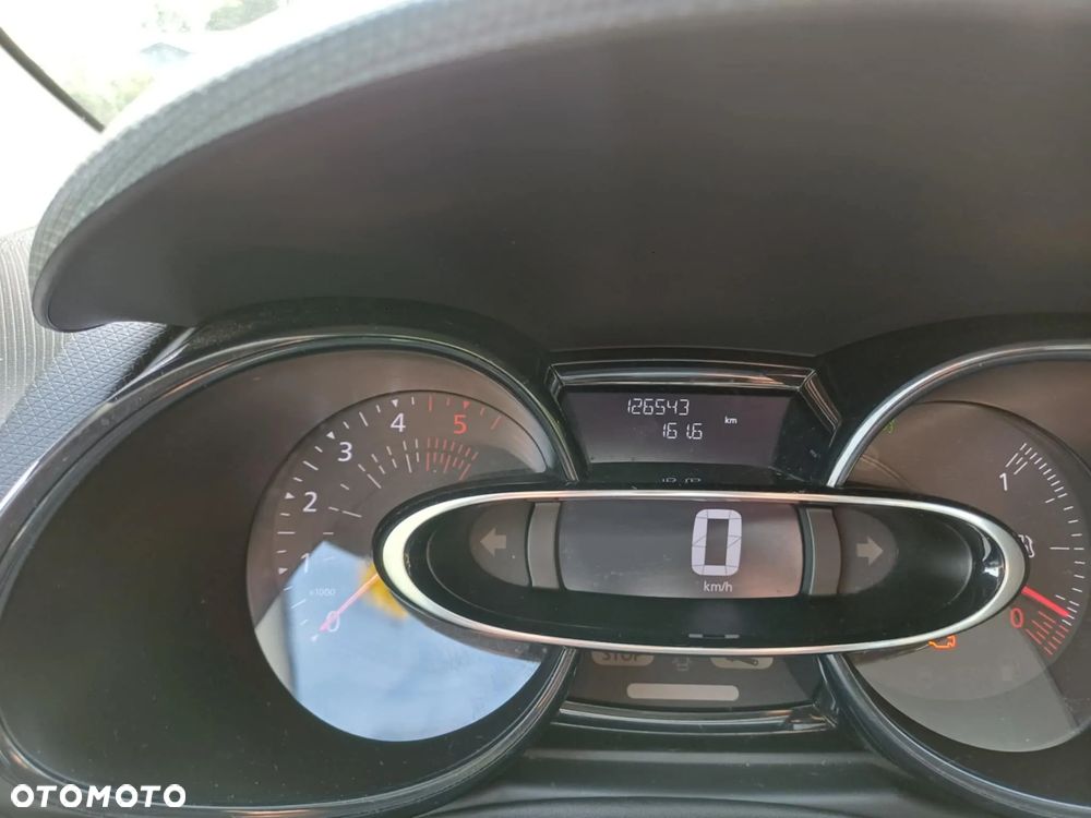 Renault Clio IV Grandtour 16-20 - 6