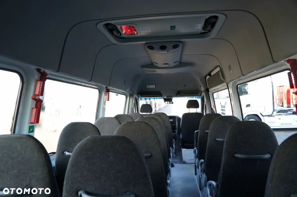 Mercedes-Benz SPRINTER 516 CDI / TRANSFER / SPROWADZONY Z FRANCJI / PRZYGOTOWANY DO REJSTRACJI - 31