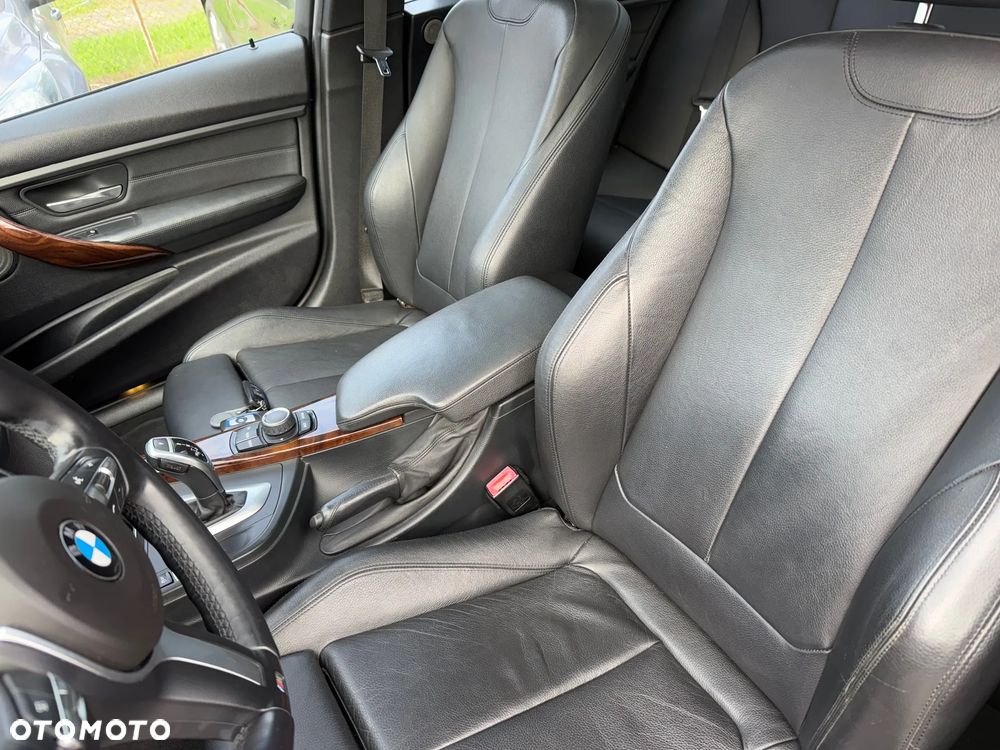BMW Seria 3 328i Sport-Aut Sport Line - 22
