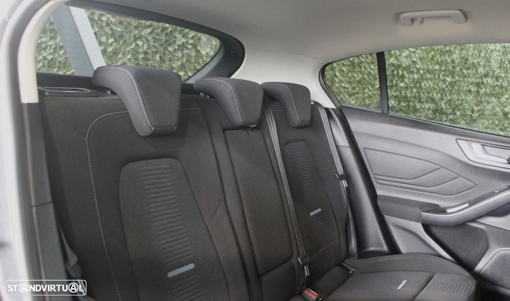 Ford Focus 1.0 EcoBoost MHEV Active X - 14