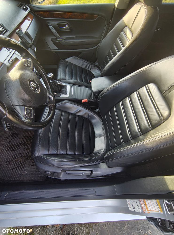 Volkswagen Passat CC - 2