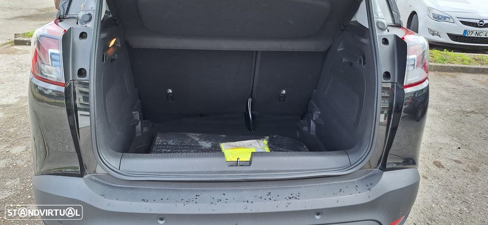 Opel Crossland X - 12