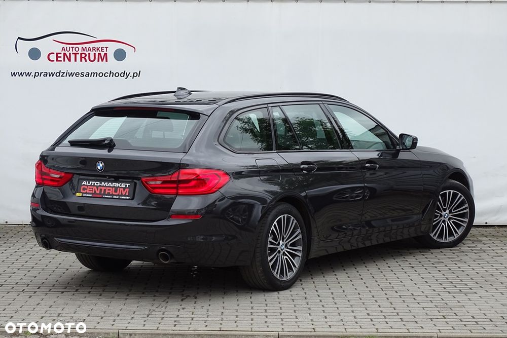 BMW Seria 5 520d xDrive MHEV Sport Line sport - 13