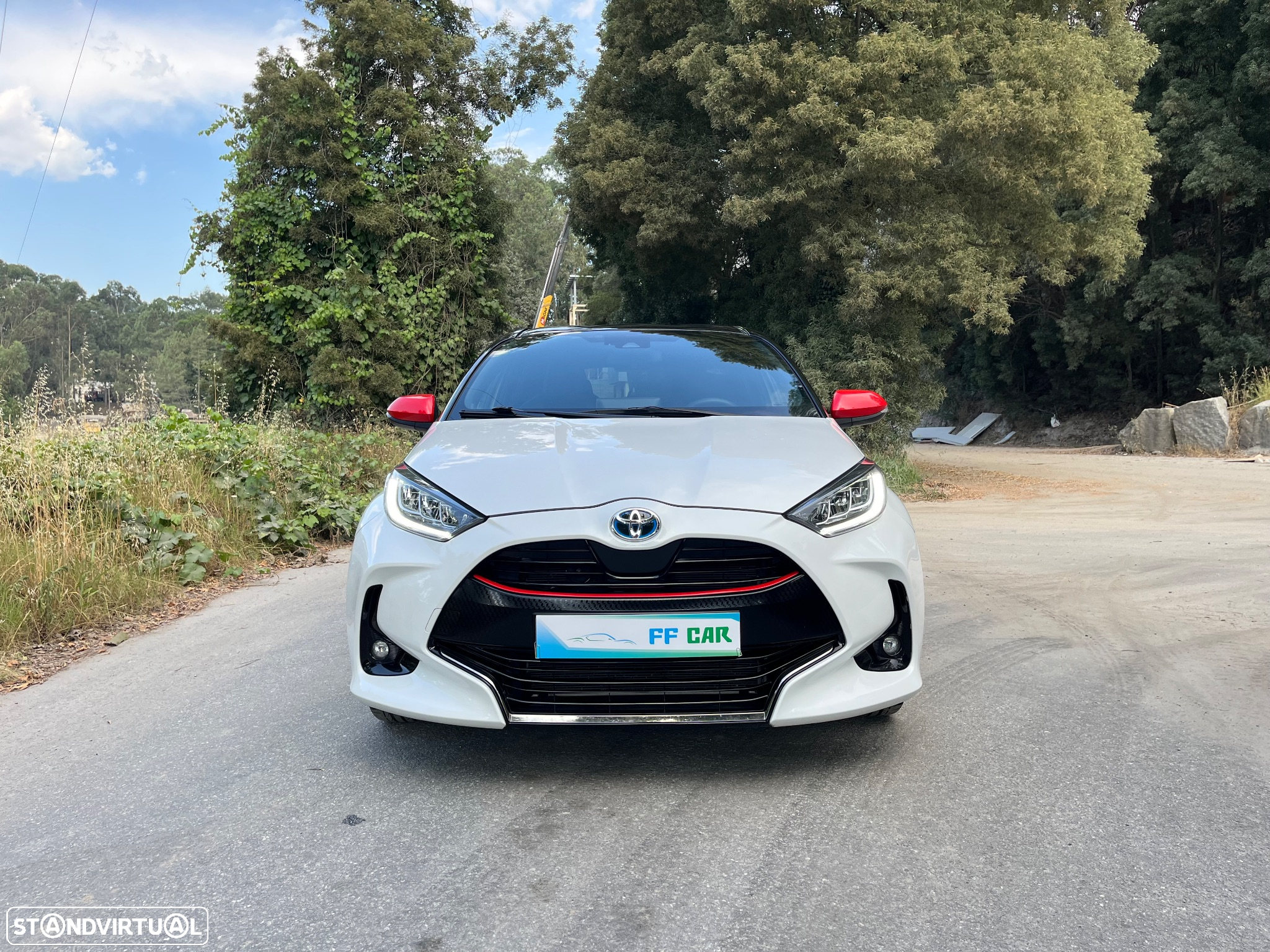 Toyota Yaris 1.5 HDF Premier Edition - 3