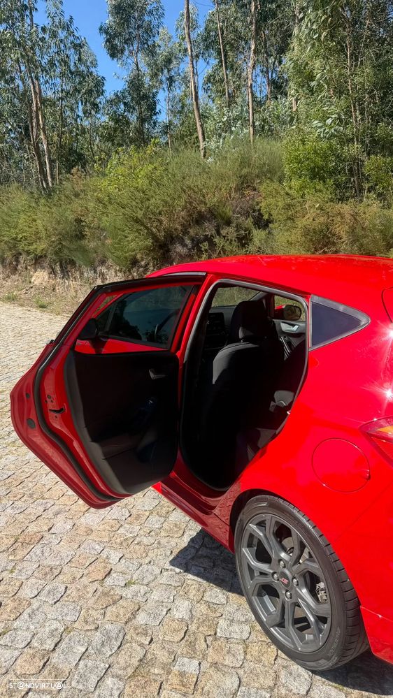 Ford Fiesta 1.0 EcoBoost ST-Line - 6