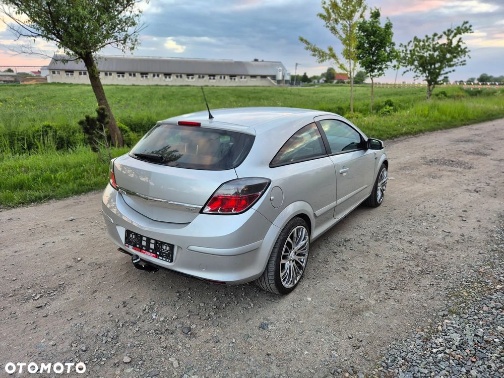 Opel Astra 1.6 Selection 110 Jahre - 11