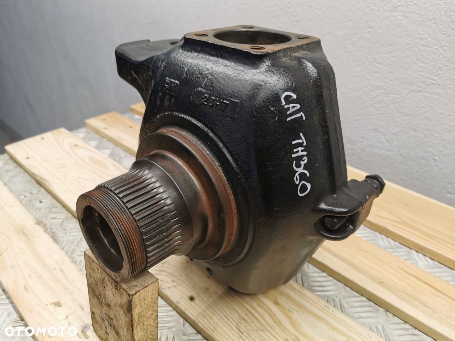 Zwrotnica CAT TH 355 {Prawa przednia} - 5