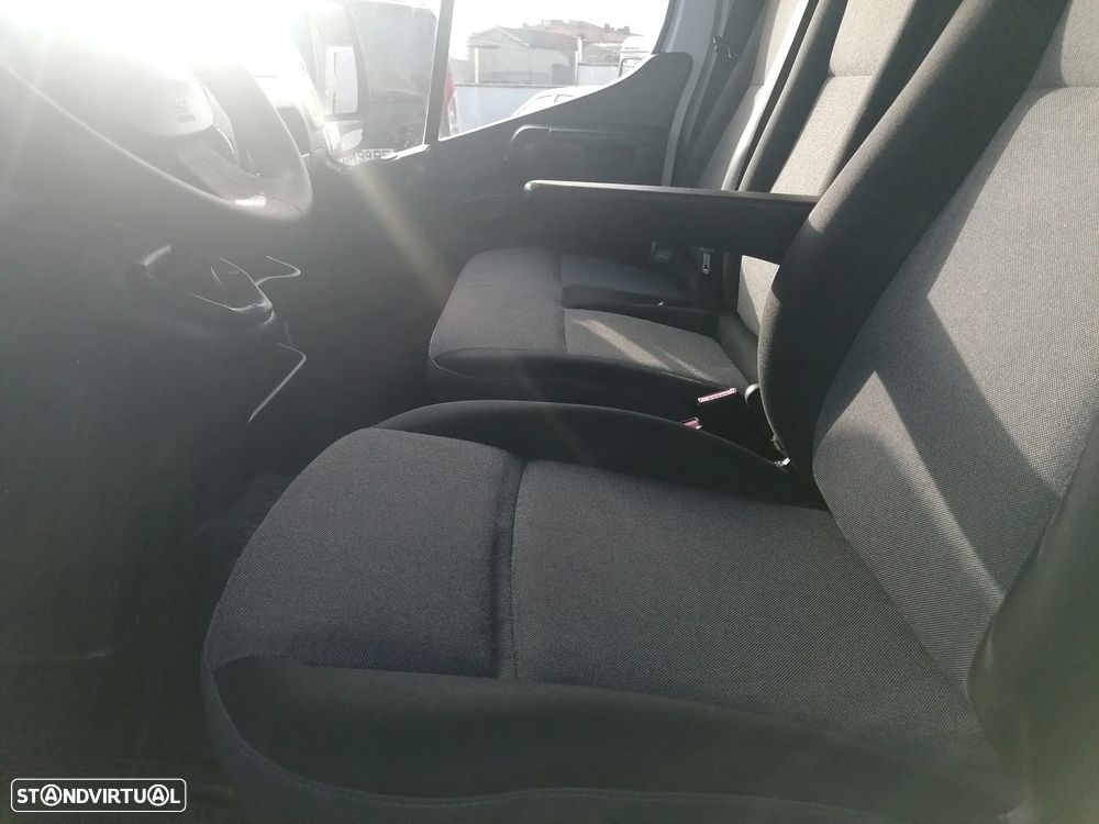 Renault Master 2.3 DCI - 8