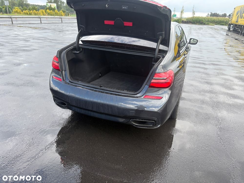 BMW Seria 7 730d - 11