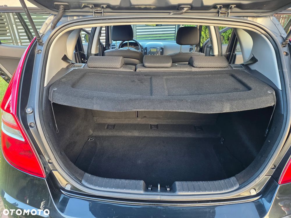 Hyundai i30 1.4 Base EU5 - 18