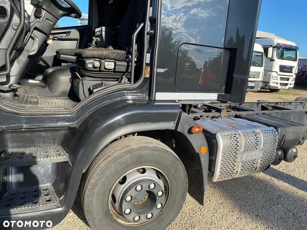 Iveco 180e28 - 6