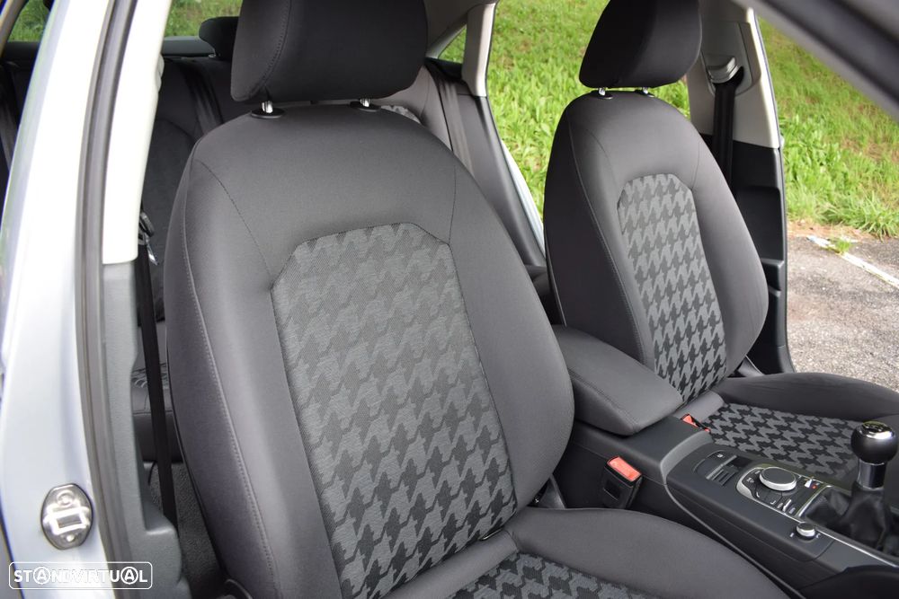 Audi A3 Limousine 1.6 TDI S-line - 26