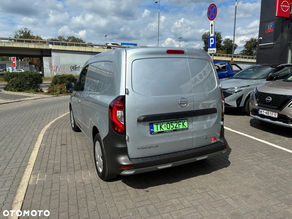 Nissan TOWNSTAR - 8