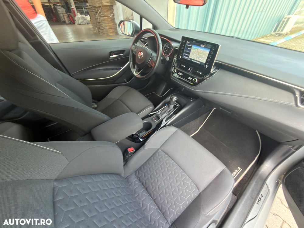 Toyota Corolla 1.8 Business Edition - 21